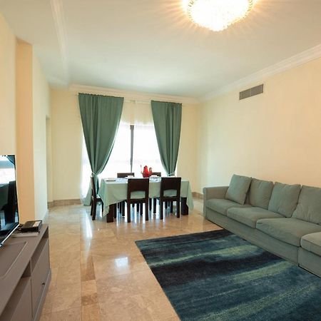 Gorgeous 2Br In Fairmont Apartment Dubai Bagian luar foto